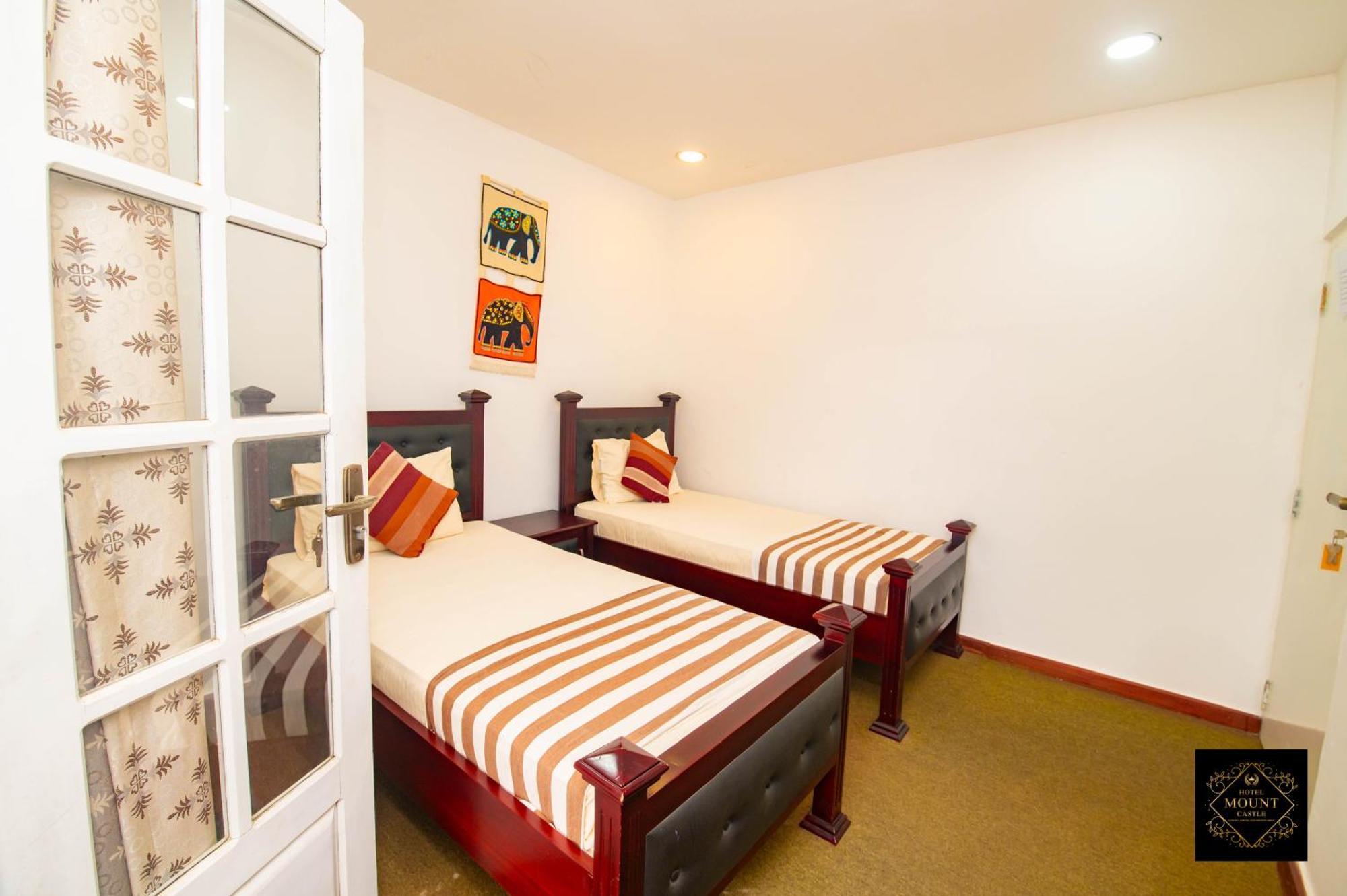 Hotel Mount Castle