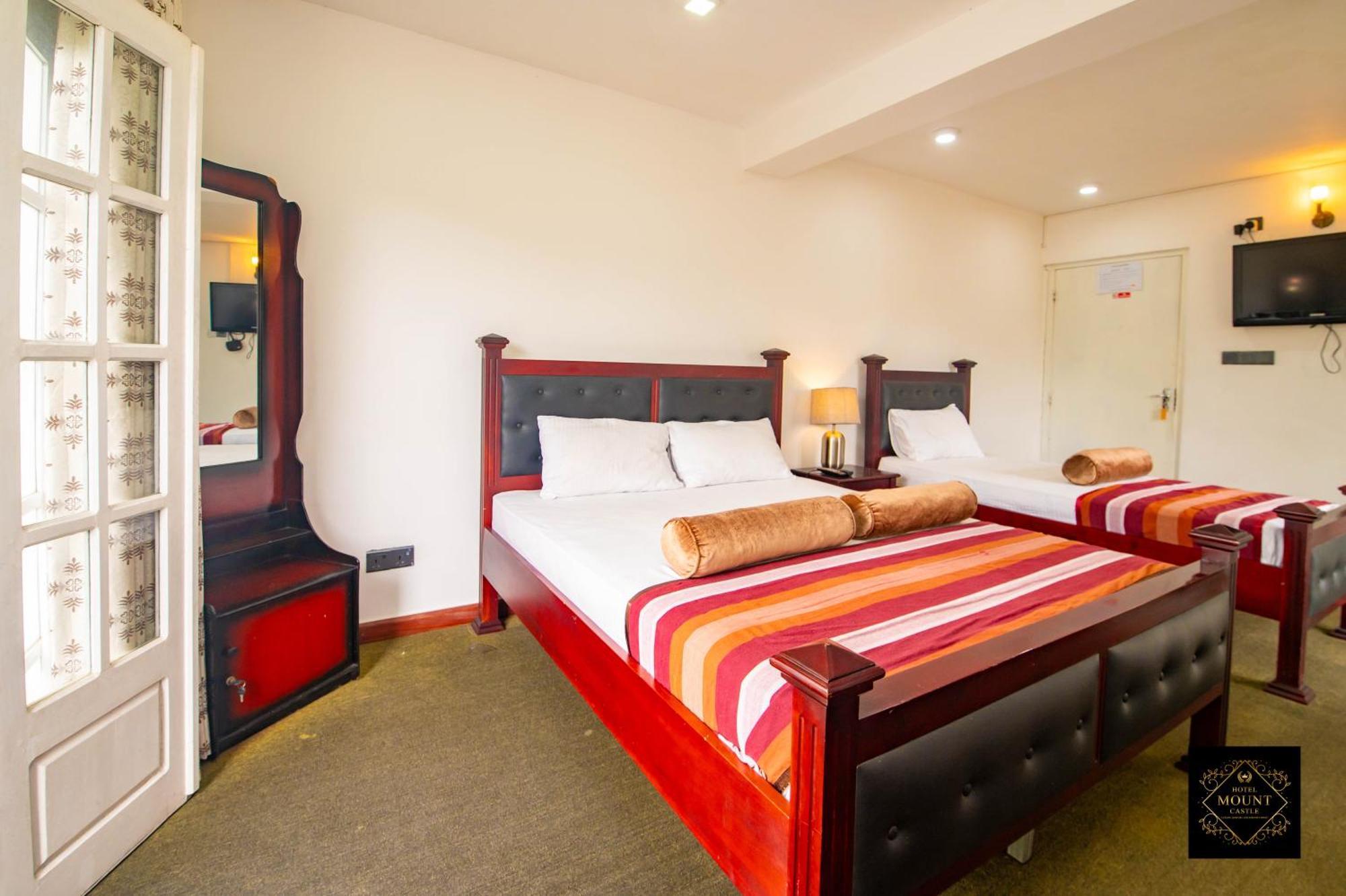 Mount Castle Hotel