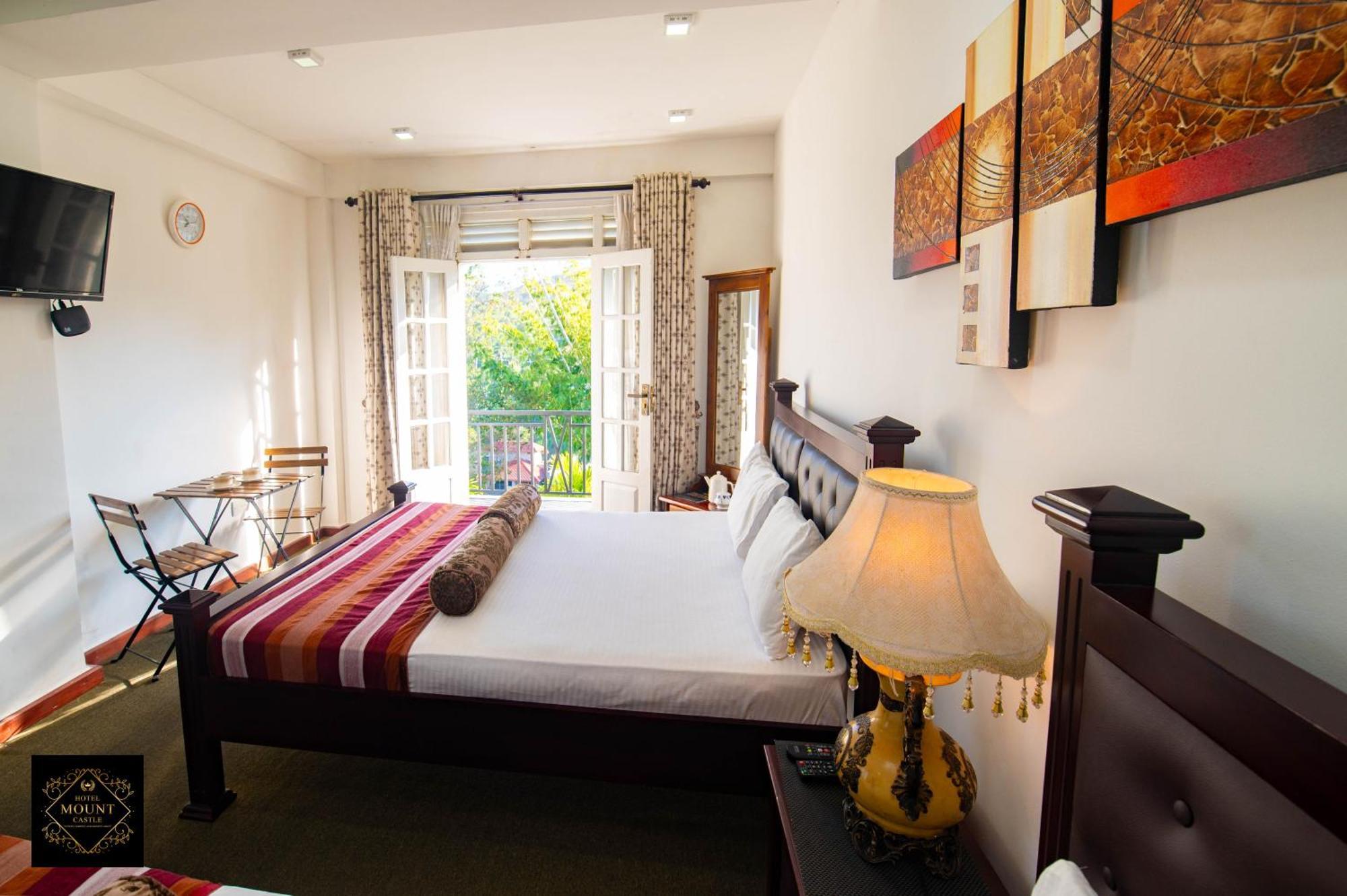 Hotel Mount Castle